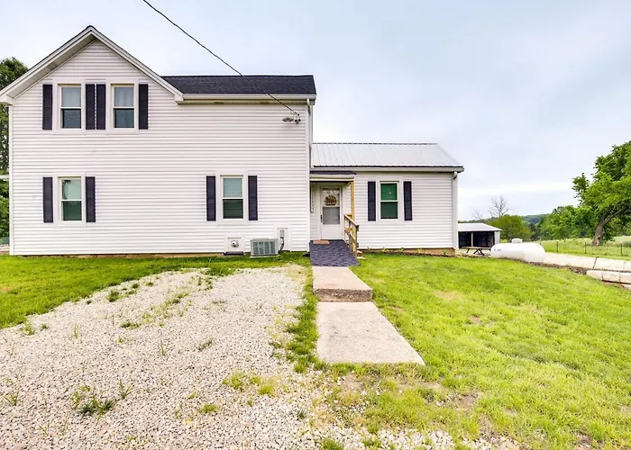 Peaceful Country Home In Serene Setting With Yard