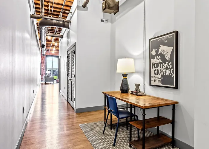 Brick & Bed Riverfront Lofts, G 209