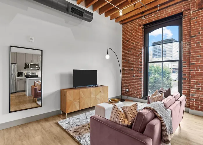 Brick & Bed Riverfront Lofts, G 202